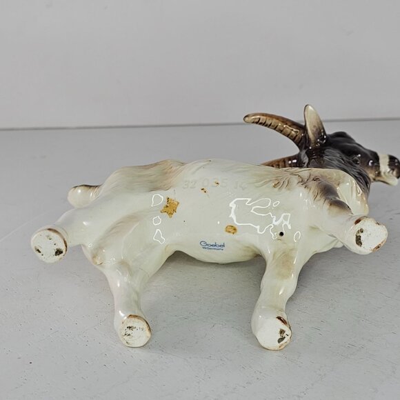 Vintage Goebel West Germany Ceramic Nanny Goat Figurine *Repaired Leg* - Picture 9 of 10
